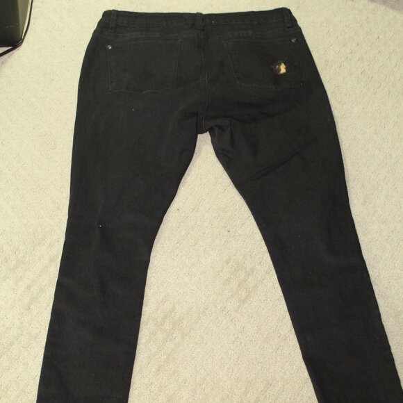 Judy Blue Jeans Leopard Patch Black Skinny Jeans 82168 - Size 15/32 - Picture 3 of 7